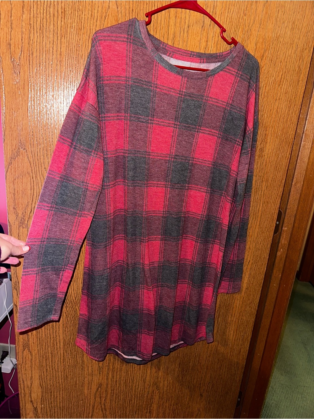 Women's Red & Black Plaid Long-Sleeve Pajama Night Gown